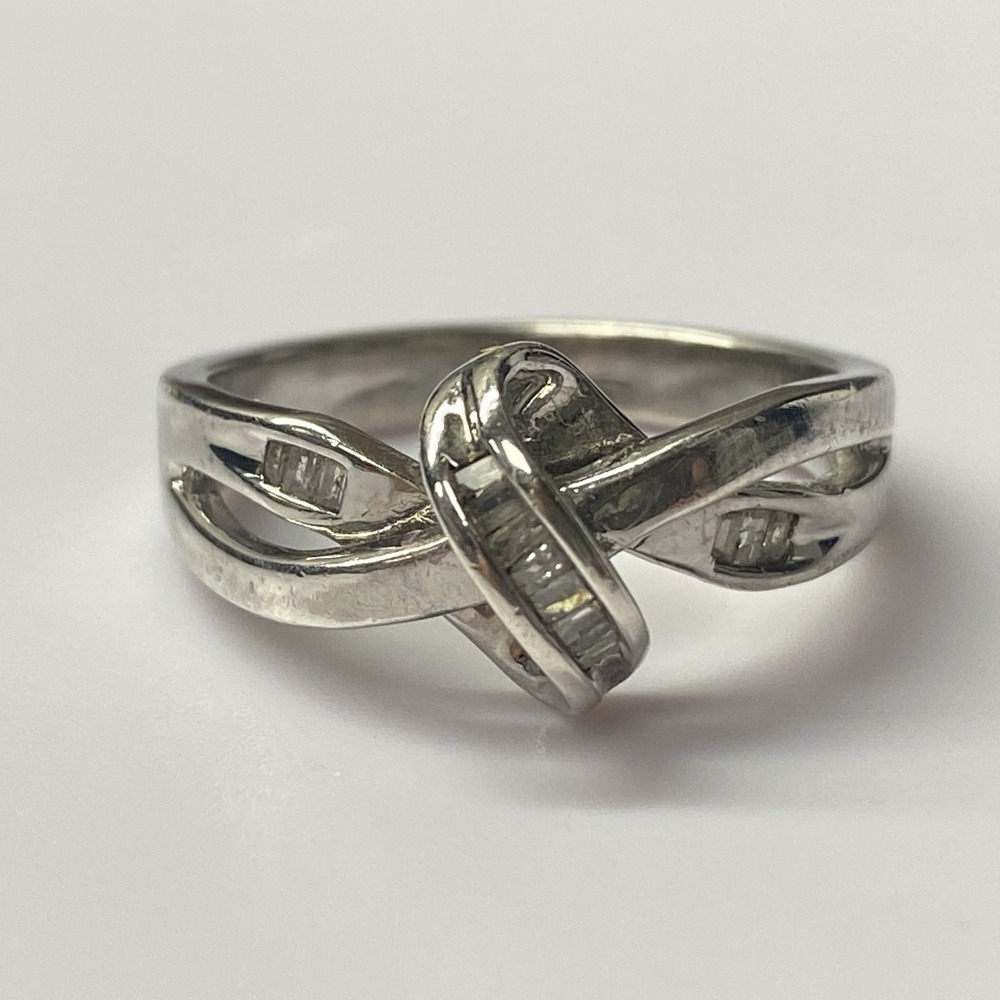 Sterling Silver .925 Women's Diamond Band Anniversary Ring Sz 7 Knot Twisted